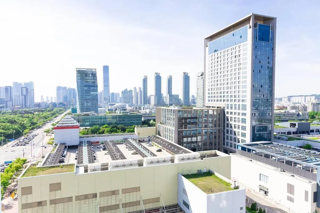E13 Newly Built High Floor 13F 2 Bedroom 2Min To Hyundai Outlet Triple St 2Free Parking 인천 대한민국