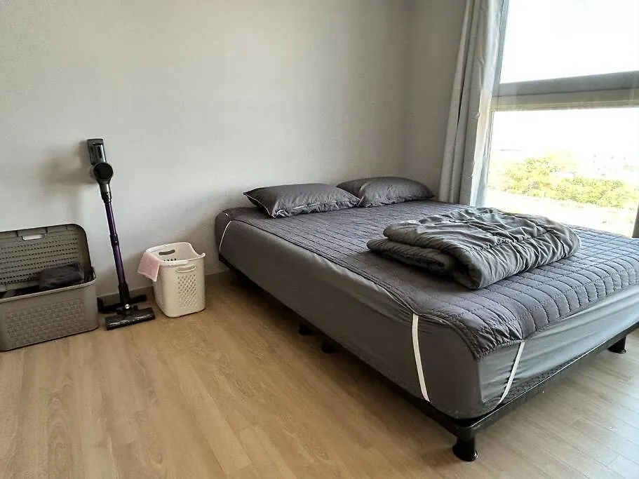 Apartment E13 Newly Built High Floor 13F 2 Bedroom 2Min To Hyundai Outlet Triple St 2Free Parking Incheon South Korea