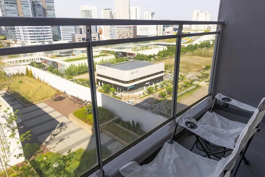E13 Newly Built High Floor 13F 2 Bedroom 2Min To Hyundai Outlet Triple St 2Free Parking Incheon 0*,  South Korea